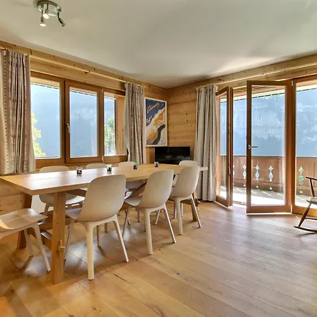 Renovated Flat Next To Cable Car Apartman *