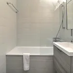 Renovated Flat Next To Cable Car דירה